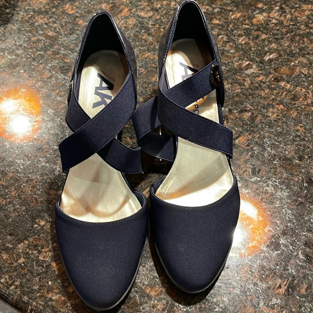 AK (Anne Klein) Sport Navy & Black Wedge Sandals Sz 11 M